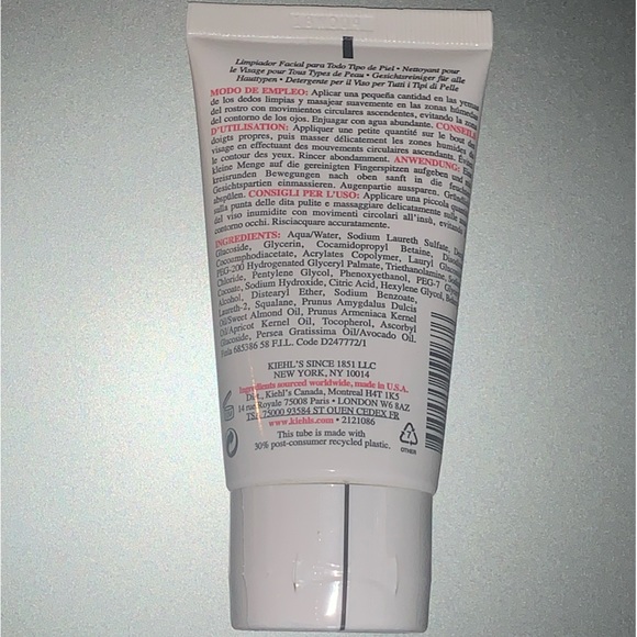 Kiehl’s Ultra Face Cleaner - Picture 3 of 4